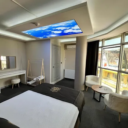 Hotel Royal 2*