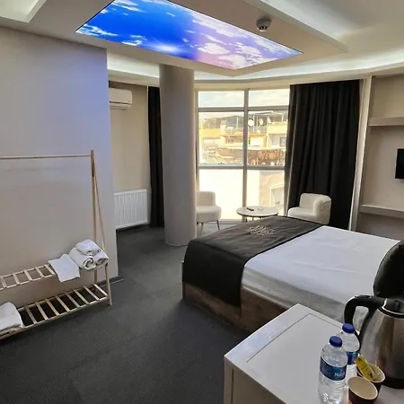 Hotel Royal 2*